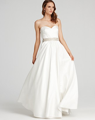 Wedding gowns under 600 dollars down