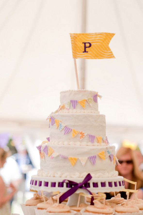 Wedding Cake With Banner Flag Details
