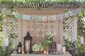 Vintage Style Eat Drink Married Banner