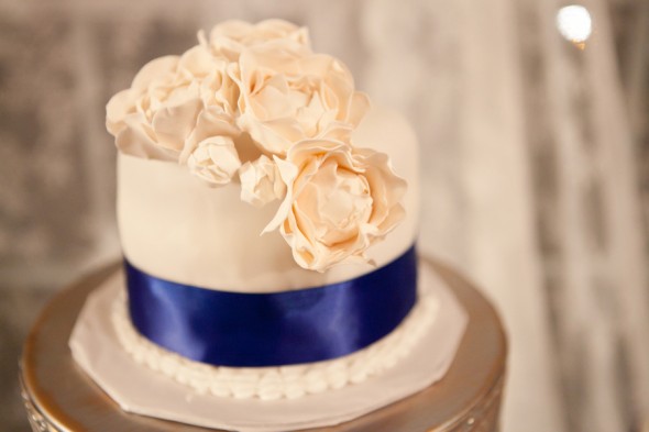 Simple Rustic Chic Wedding Cake