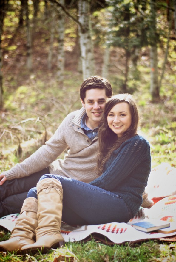 Rustic Chic Engagement Pictures
