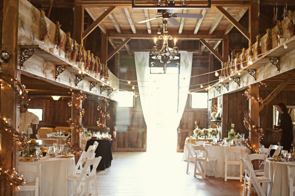 Barn Wedding In Connecticut - Rustic Wedding Chic