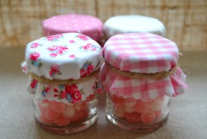 jelly-jar-wedding-favor