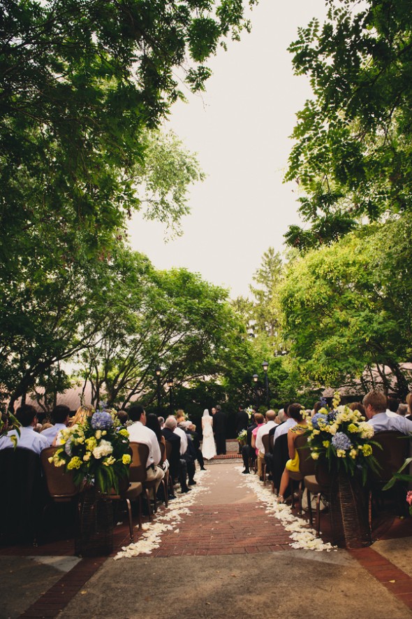 rustic-chic-ceremony