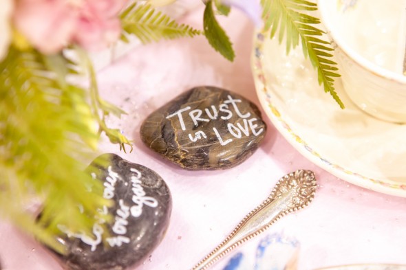 stone-sayings-rock-favors
