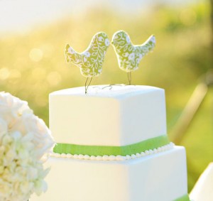 bird-cake-topper