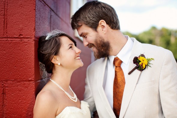 rustic-chic-wedding-couple