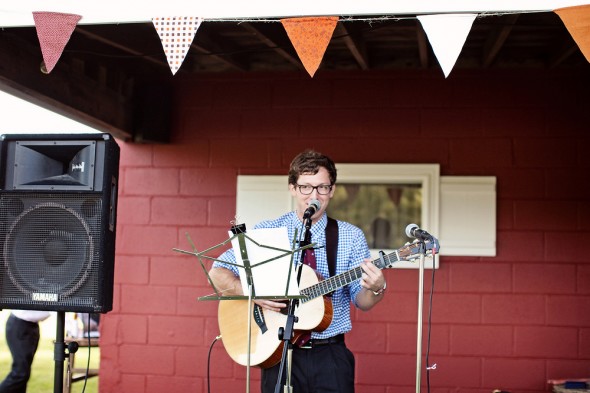 rustic-chic-wedding-music