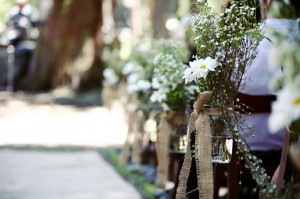 Simple Rustic Wedding Flowers simple-rustic-wedding-flowers1