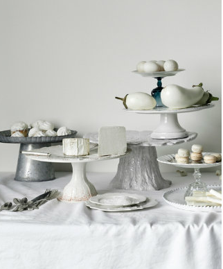Vintage Style Cake Plates For Rustic Wedding