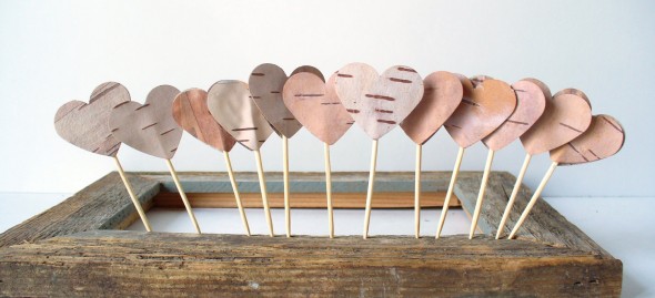 birch-heart-cake-topper