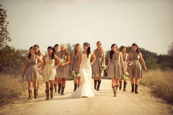 Vintage Country Style Wedding - Rustic Wedding Chic