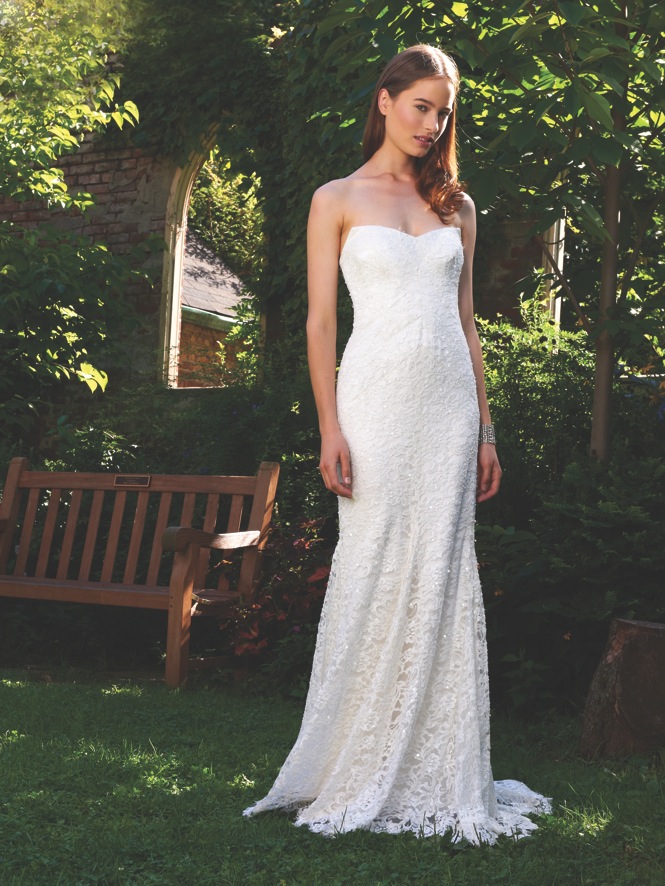 Gowns For A Glamorous Country Style Wedding  Rustic 
