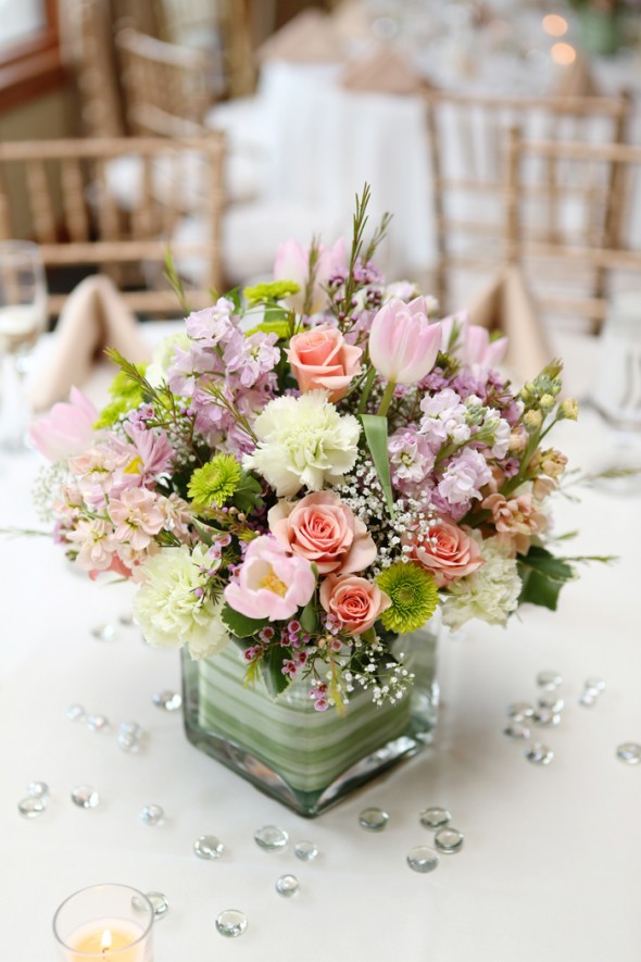 wildflower-wedding-centerpiece 