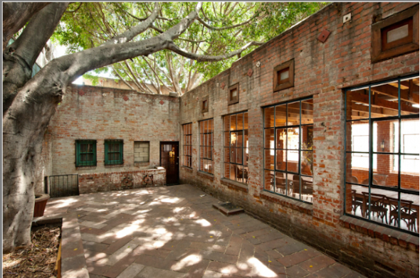 barn wedding los angeles Screen Shot 2012 08 17 at 12.42.48 PM 590x391 - barn wedding los angeles