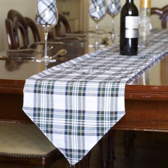 plaid-table-runner