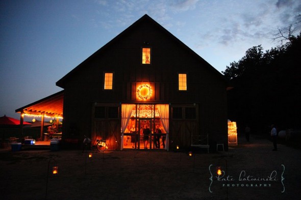 minnesota-barn-wedding
