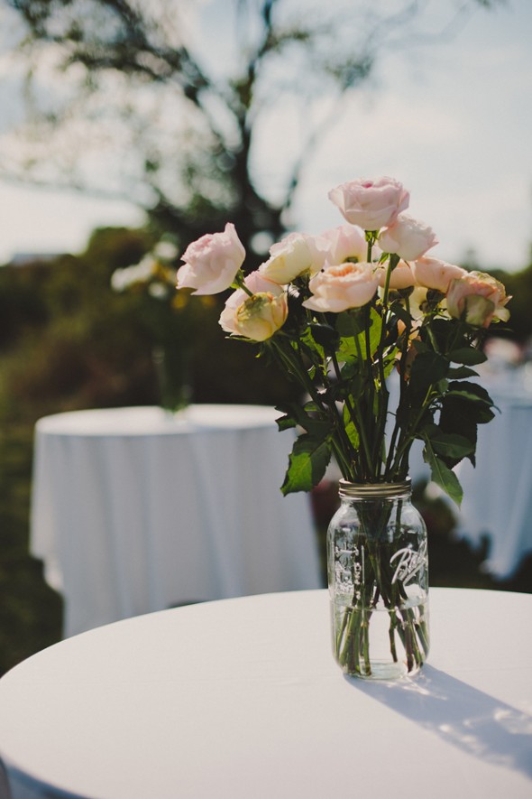 vintage-style-wedding-centerpieces 