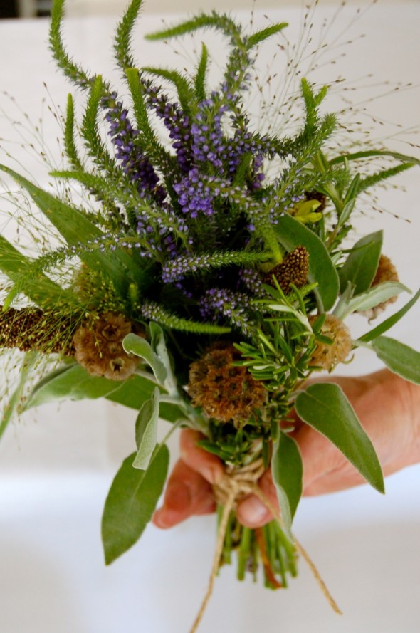 grass-wedding-bouquet