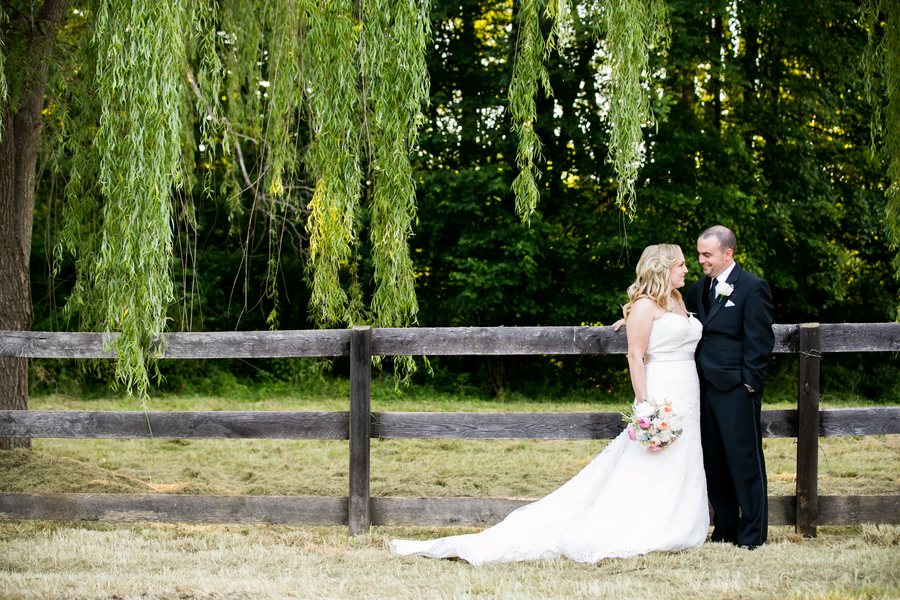 Virginia Vintage Farm Wedding At Hartwood House - Rustic Wedding Chic