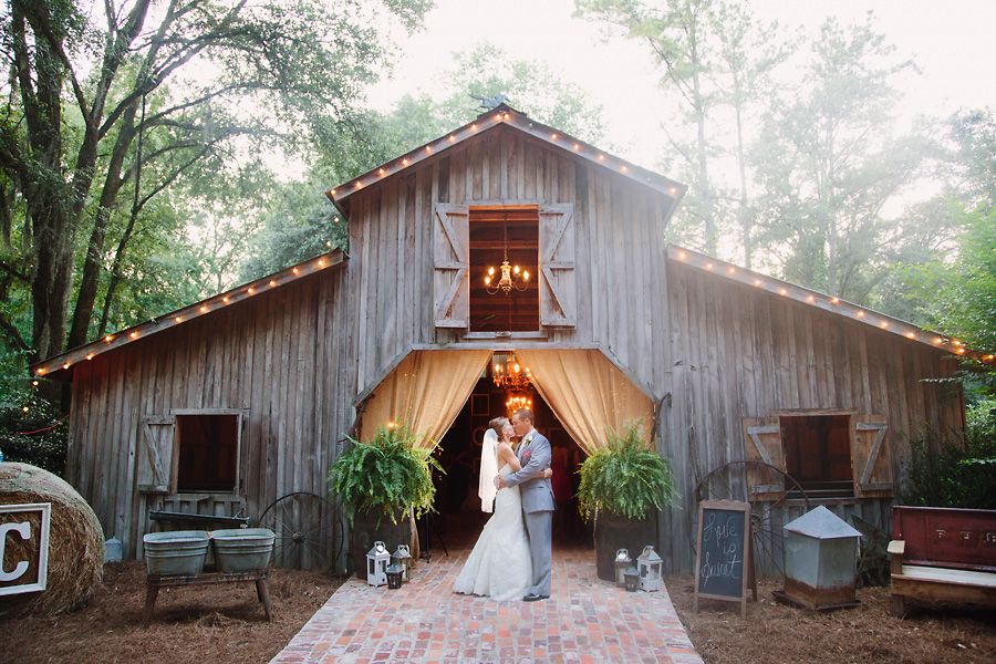 Southern, Barn Wedding Photos