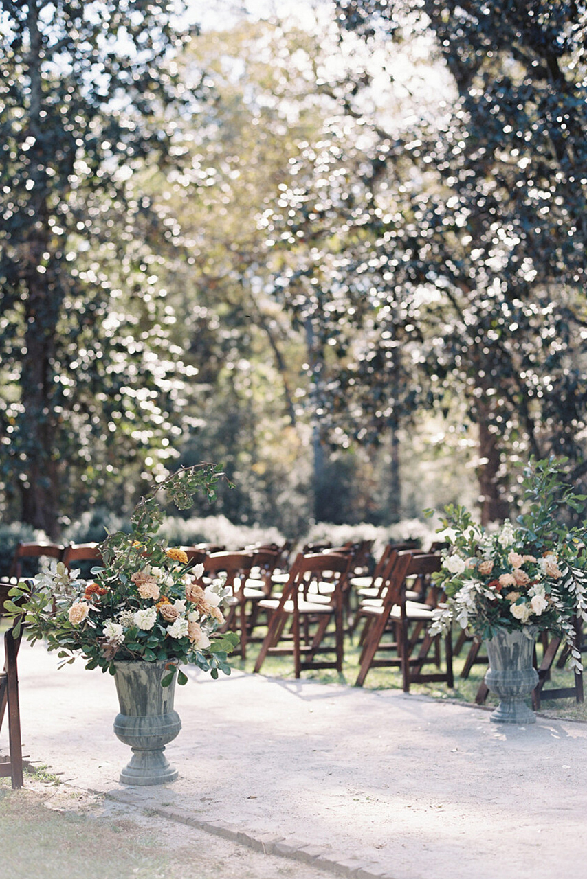 Our Top 10 Favorite Rustic Wedding Trends - Rustic Wedding Chic